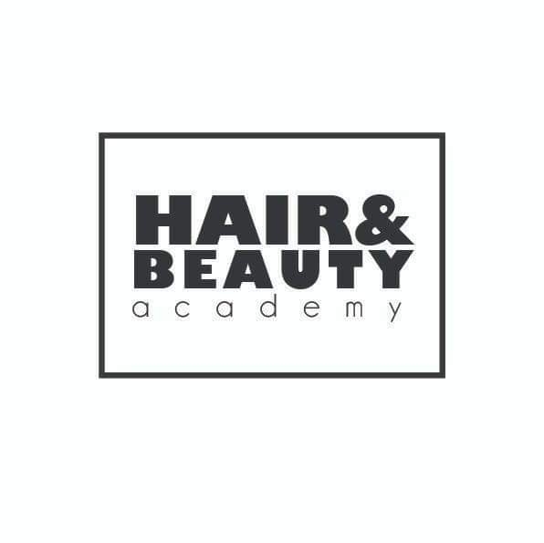 Certificate Courses in Manicure